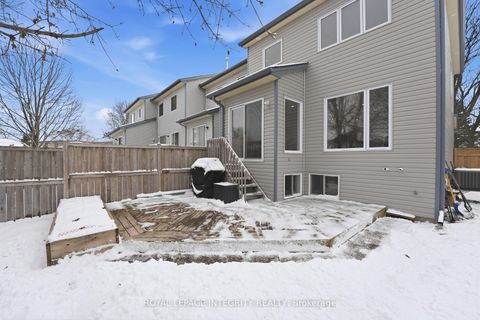 Photo 42 at 727 Hancock Crescent, Fallingbrook/Ridgemount, Orleans