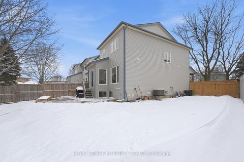 Photo 44 at 727 Hancock Crescent, Fallingbrook/Ridgemount, Orleans