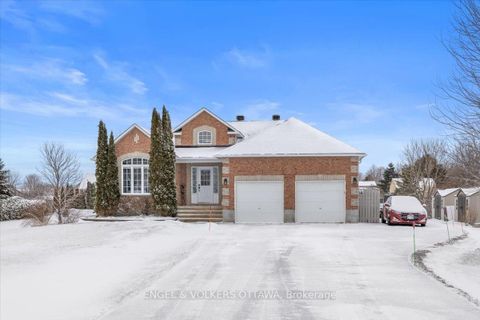 Photo 0 at 237 Heather Crescent, Mississippi Mills (Ramsay) Twp, Mississippi Mills