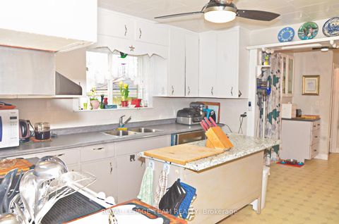 Photo 6 at 3040 Walker Street, Town of Cardinal, Edwardsburgh/Cardinal