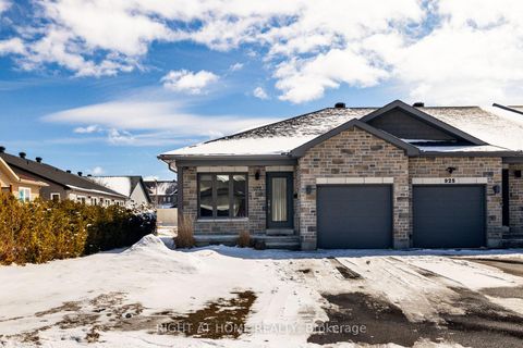 Photo 0 at 927 Leishman Drive, Mississippi Mills (Ramsay) Twp, Mississippi Mills