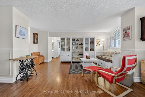 Photo 17 at 609 - 500 Laurier Avenue W, Ottawa Centre