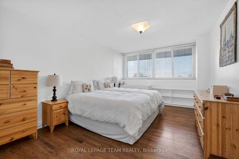 Photo 22 at 609 - 500 Laurier Avenue W, Ottawa Centre