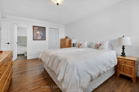 Photo 23 at 609 - 500 Laurier Avenue W, Ottawa Centre
