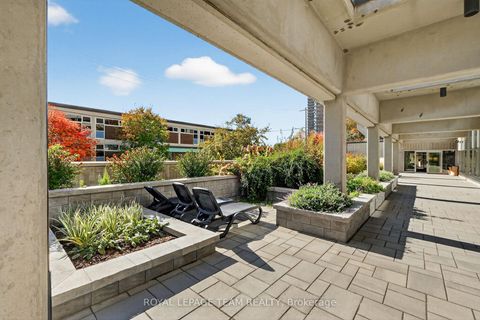 Photo 35 at 609 - 500 Laurier Avenue W, Ottawa Centre