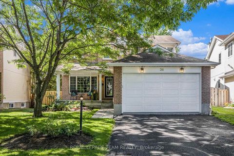 Photo 1 at 36 Fernbrook Place, Emerald Meadows/Trailwest, Kanata