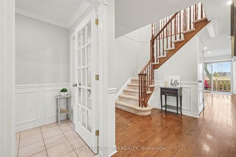 Photo 3 at 36 Fernbrook Place, Emerald Meadows/Trailwest, Kanata