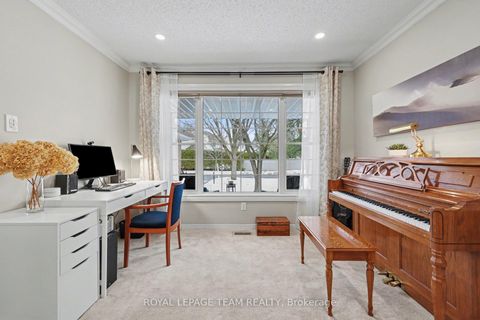 Photo 6 at 36 Fernbrook Place, Emerald Meadows/Trailwest, Kanata