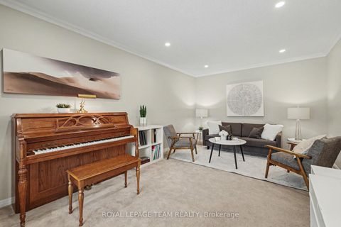 Photo 7 at 36 Fernbrook Place, Emerald Meadows/Trailwest, Kanata