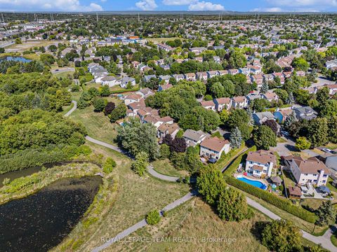 Photo 41 at 36 Fernbrook Place, Emerald Meadows/Trailwest, Kanata