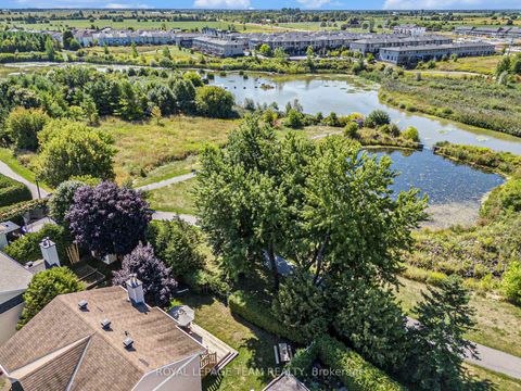 Photo 42 at 36 Fernbrook Place, Emerald Meadows/Trailwest, Kanata