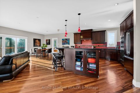 Photo 11 at 1641 Bearhill Road, Huntley Ward (North West), Carp