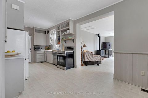 Photo 10 at 2752 Tennyson Road, Drummond N Elmsley (Drummond) Twp, Drummond/North Elmsley