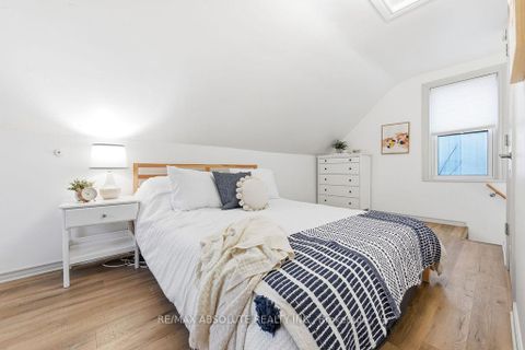 Photo 9 at 132 Edward Street S, Arnprior