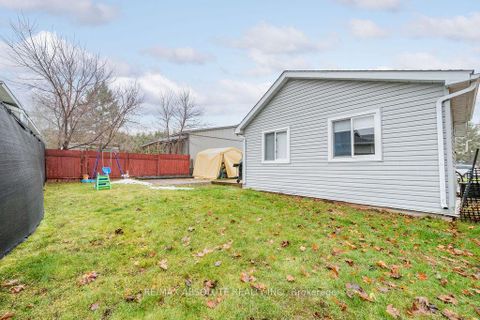 Photo 14 at 132 Edward Street S, Arnprior