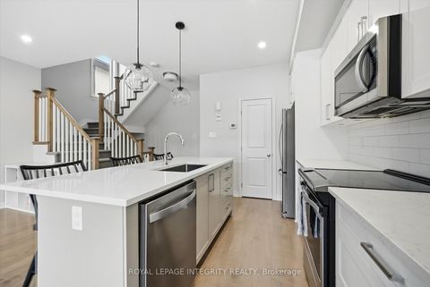 Photo 8 at 518 Stadacone Row, Camelot, Orleans