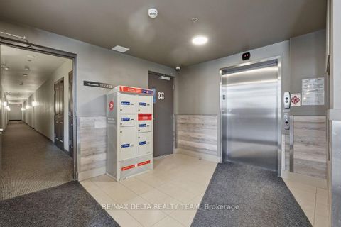 Photo 3 at 215 - 429 Kent Street, Ottawa Centre