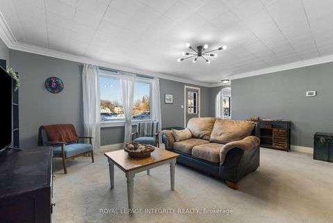 Photo 6 at 191 BELL Street, Arnprior