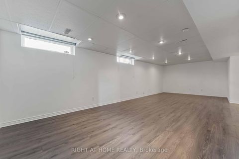 Photo 32 at 104B Craig Henry Drive, Nepean (Craig Henry/Woodvale), Ottawa