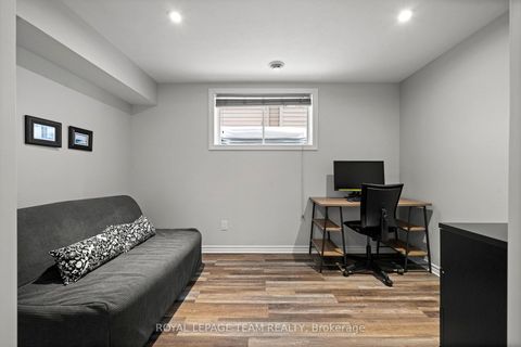 Photo 23 at 337 Sugar Pine Crescent, Bridlewood, Kanata