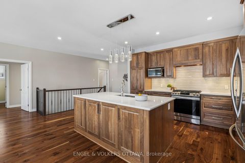 Photo 7 at 865 Tewin Circle, Camelot, Orleans