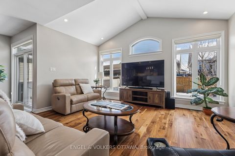 Photo 10 at 865 Tewin Circle, Camelot, Orleans