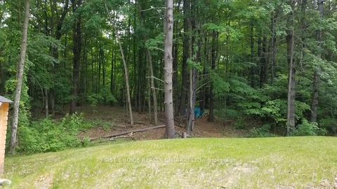 Photo 1 at 229 Norris Road, Bathurst/Burgess & Sherbrooke (Bathurst) Twp, Tay Valley