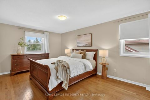 Photo 17 at 6020 Vineyard Drive, Convent Glen, Orleans