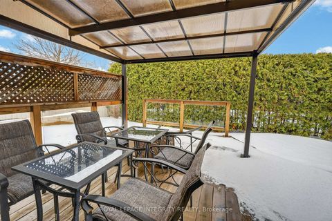 Photo 23 at 6020 Vineyard Drive, Convent Glen, Orleans