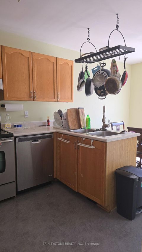 Photo 11 at 63 Jackman Terrace, Katimavik, Kanata