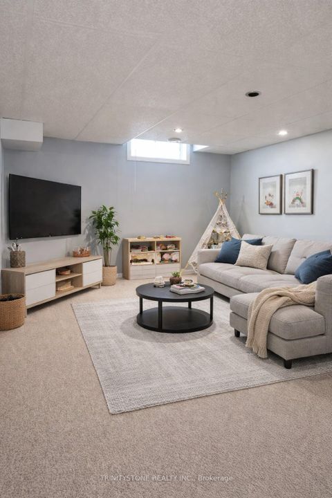 Photo 33 at 63 Jackman Terrace, Katimavik, Kanata