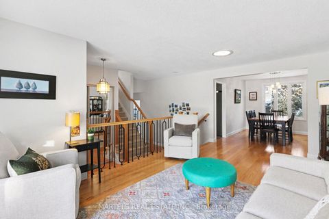 Photo 2 at 1149 Beaujolais Crescent, Convent Glen, Orleans