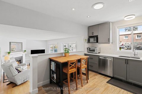 Photo 7 at 1149 Beaujolais Crescent, Convent Glen, Orleans