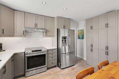 Photo 8 at 1149 Beaujolais Crescent, Convent Glen, Orleans