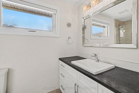 Photo 15 at 1149 Beaujolais Crescent, Convent Glen, Orleans