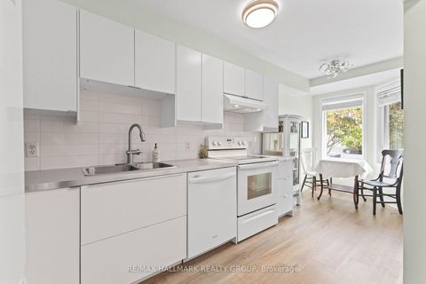 Photo 10 at 35 - 1400 Wildberry Court, Chapel Hill, Orleans