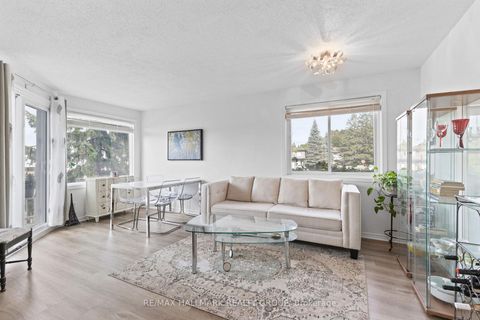 Photo 14 at 35 - 1400 Wildberry Court, Chapel Hill, Orleans