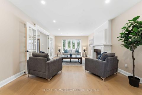 Photo 6 at 19 Kingsford Crescent, Beaverbrook, Kanata