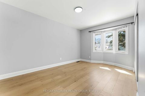 Photo 24 at 19 Kingsford Crescent, Beaverbrook, Kanata