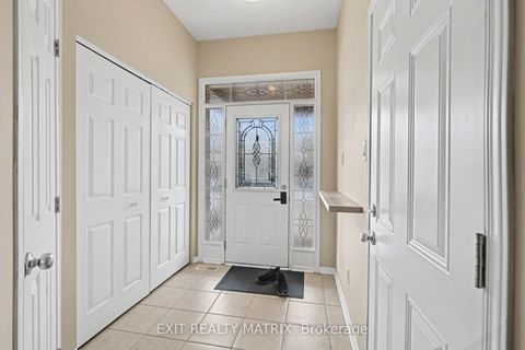Photo 3 at 233 Losino Crescent, Emerald Meadows/Trailwest, Kanata