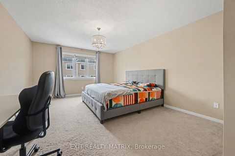 Photo 14 at 233 Losino Crescent, Emerald Meadows/Trailwest, Kanata