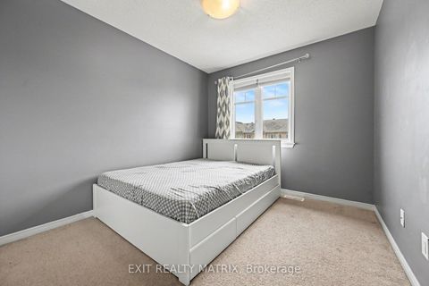 Photo 19 at 233 Losino Crescent, Emerald Meadows/Trailwest, Kanata