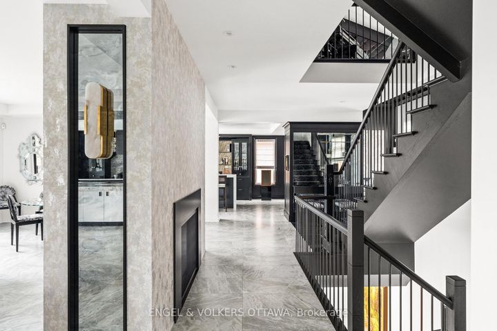 Photo 3 at 151 Winding Way, Nepean (Barrhaven East), Ottawa