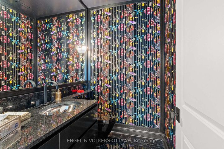 Photo 5 at 151 Winding Way, Nepean (Barrhaven East), Ottawa