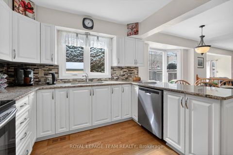 Photo 11 at 11 Speers Crescent, Bridlewood, Kanata