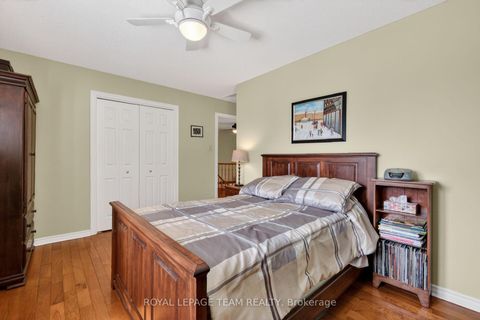 Photo 28 at 11 Speers Crescent, Bridlewood, Kanata