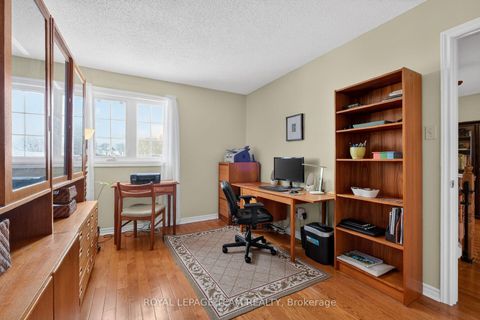 Photo 31 at 11 Speers Crescent, Bridlewood, Kanata