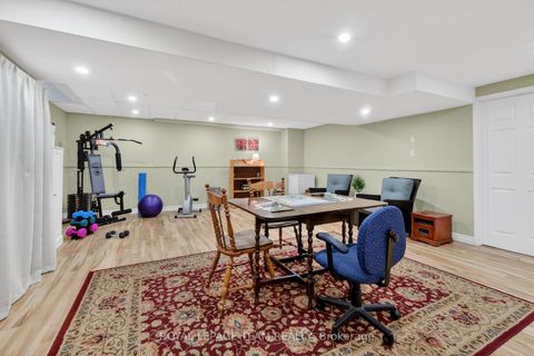 Photo 35 at 11 Speers Crescent, Bridlewood, Kanata