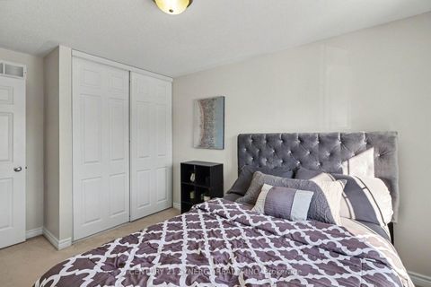 Photo 24 at 114 Silvermoon Crescent, Avalon East, Orleans