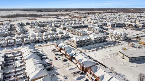 Photo 34 at 114 Silvermoon Crescent, Avalon East, Orleans